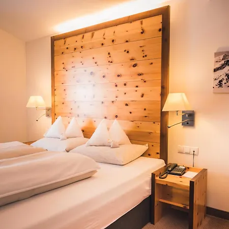 Hotel Enzian-2