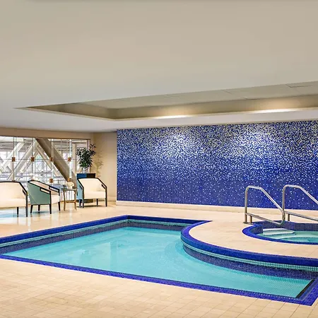Fairmont Vancouver Airport In-Terminal Hotel-3