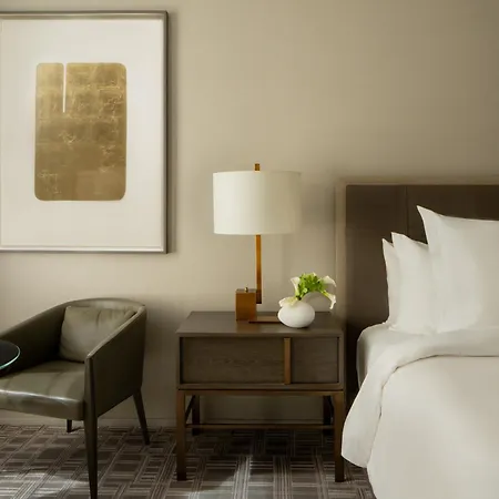 Four Seasons Hotel New York Downtown-2