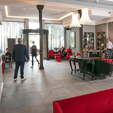 Hotel Arok-2