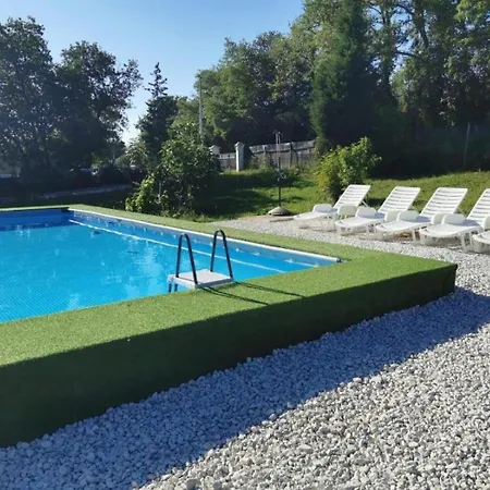 Apartment In Medulin With Terrace, Air Conditioning, W-Lan, Washing Machine 5158-1-3