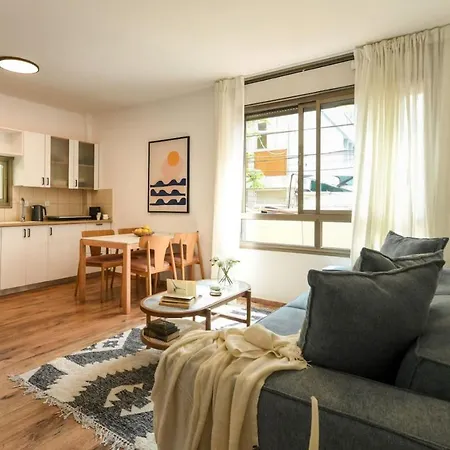 Mamad Beachside 2BR Walk 4 Min Parking-2