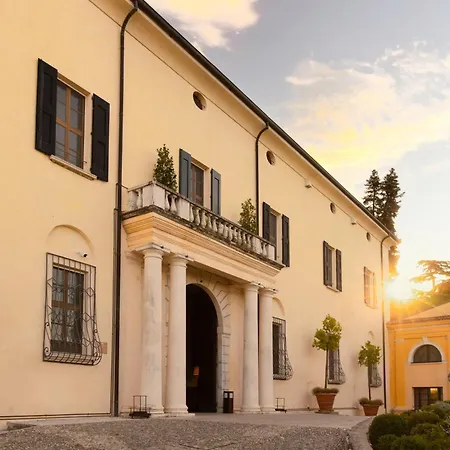 Qc Grand Hotel Villa Arzaga Garda Spa & Golf-3