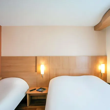 Ibis Beaune Centre-2