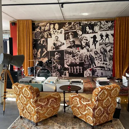 Hotel Aan Zee-2