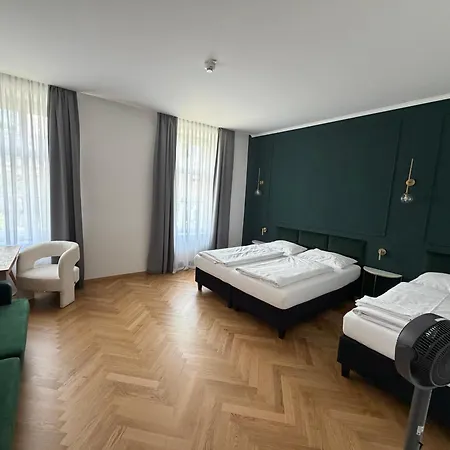Kolbeck Rooms-2