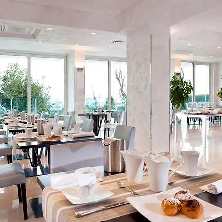 Mercure Hotel Rimini Artis-2