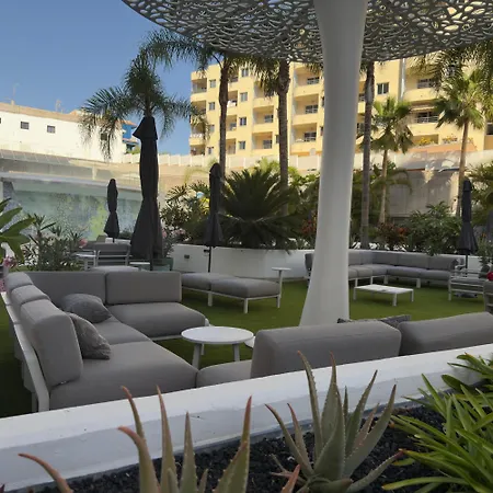 Ocean Garden Suite 008 Con Jardin Privado-2