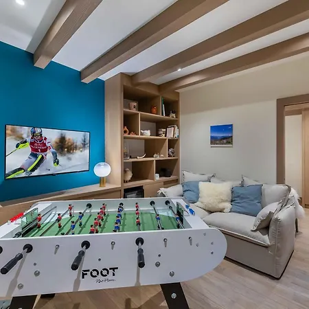 Chalet Au Centre De Courchevel Village Pour 12 Pers Avec Sauna Et Wifi - Fr-1-562-50 (Adults Only)-2