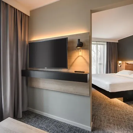 Moxy Dresden Neustadt-3