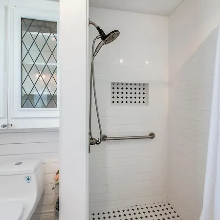 Le Chateau Ts202-2