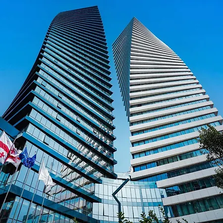 Pullman Tbilisi Axis Towers-2