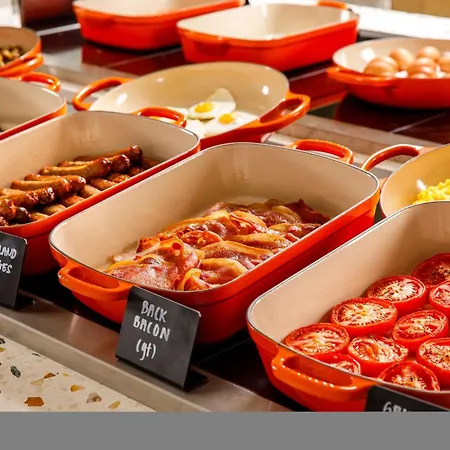 Holiday Inn Manchester Airport T2 By Ihg-3