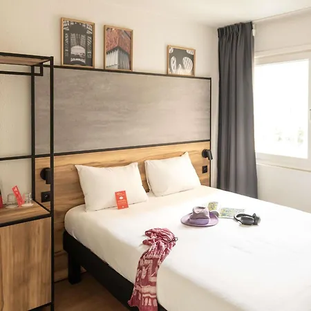 ibis Antwerpen Centrum-2
