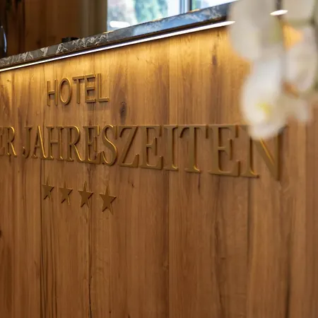 Hotel Vier Jahreszeiten by VAYA-3