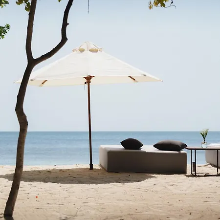 SABAI Beach Hotel-2