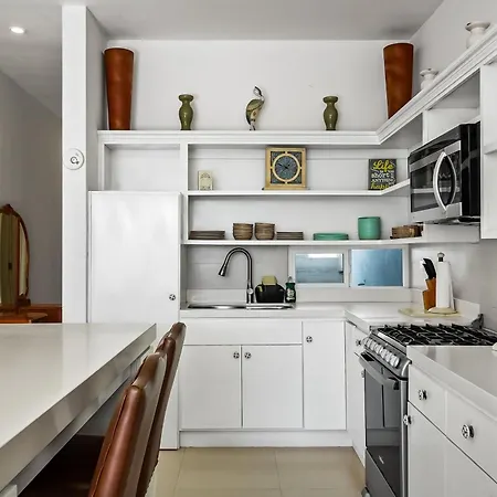 Peaceful Dog-Friendly Villa With Outdoor Pool, Rooftop Patio, Beach Views, & Ac-2