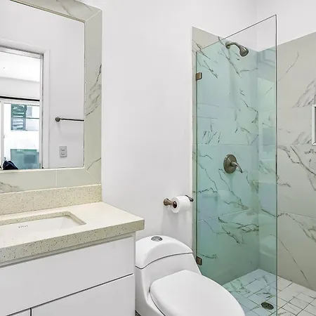 Dog-Friendly Home 3 Rows To Beach With Rooftop Deck, Pool, Hot Tub, & Kitchen-2