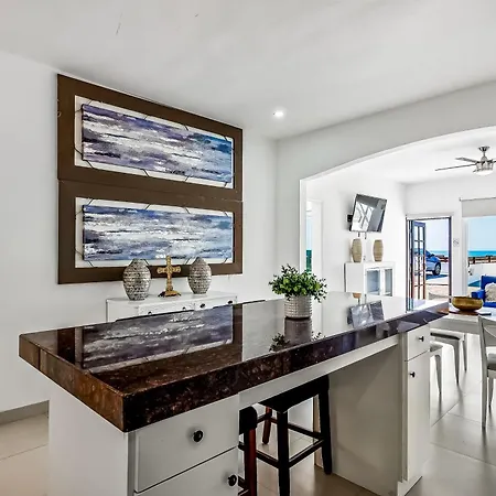 Dog-Friendly Villa With Heated Outdoor Pool, Hot Tub, Streaming, Private Patio-3