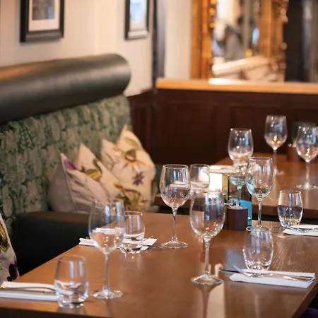 The Tudor House Hotel, Tewkesbury, Gloucestershire - The Coaching Inn Group-2