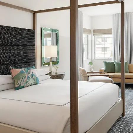 Kimpton Surfcomber Hotel By Ihg-2