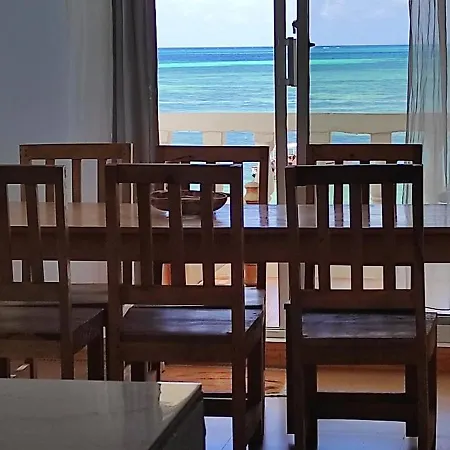 Villa Mina Beachhouse-2