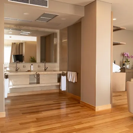 Kraal Hotel Vlore-2