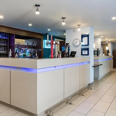 Holiday Inn Express Stirling By Ihg-2