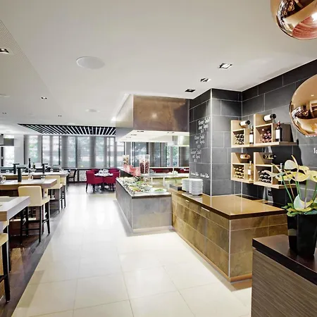 Mövenpick Hotel Zürich-Airport-2