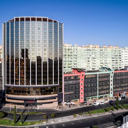 Ramada By Wyndham Lisbon-3