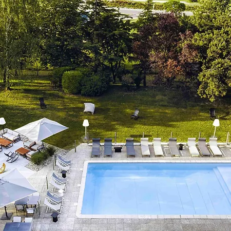 Novotel Beaune-3