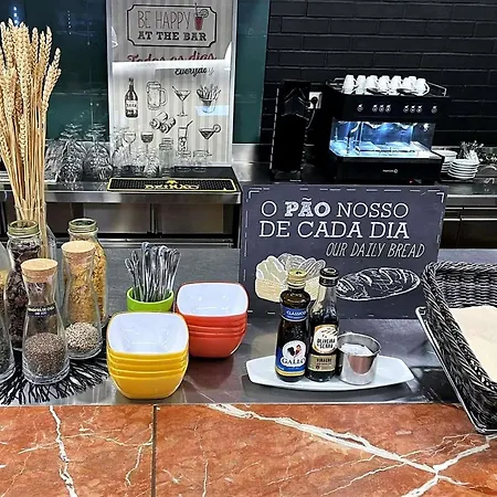 Hotel Ibis Leiria Fatima-3