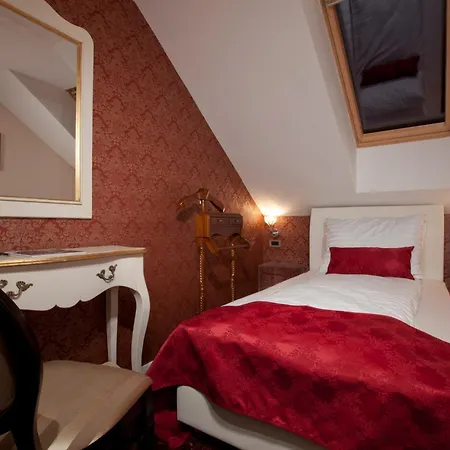 Hotel Actum-3