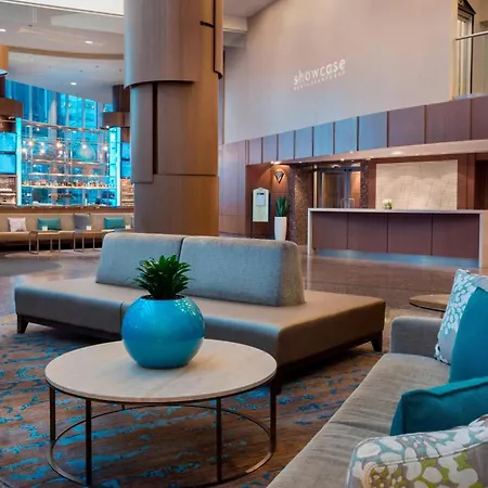 Vancouver Marriott Pinnacle Downtown Hotel-3