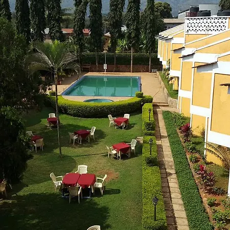 Hotel Oasis-3