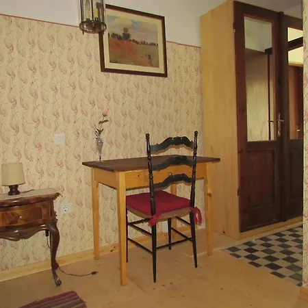 Joe'S Place-3