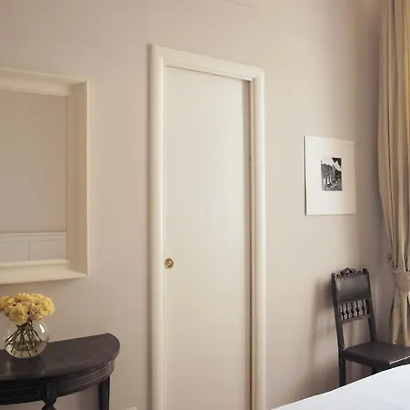 Roman Suite-2