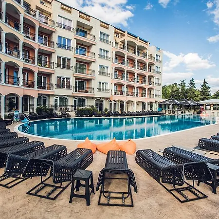 Avenue Deluxe Hotel-2