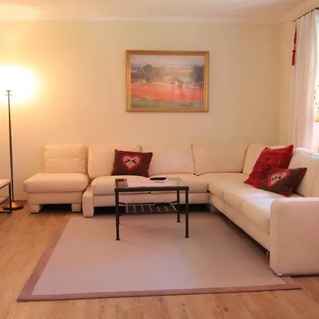180 qm Luxus Chalet für Familien und Freunde 6 Personen-2