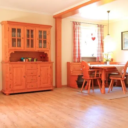 180 qm Luxus Chalet für Familien und Freunde 6 Personen-3