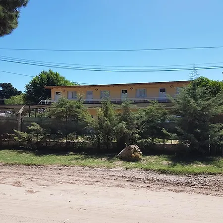El Galpon-3