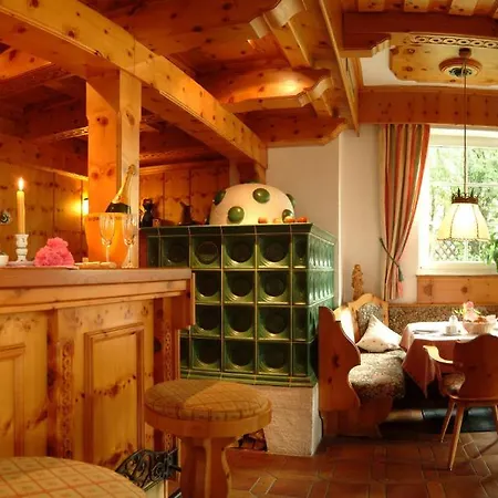 Hotel zum Toni-2
