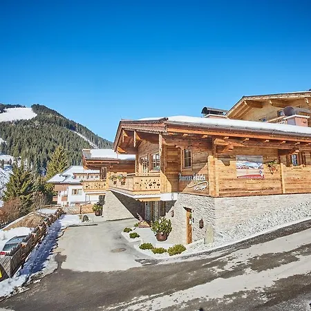 Panorama Chalets-3
