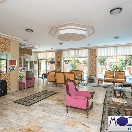 Moonlight Hotel-2