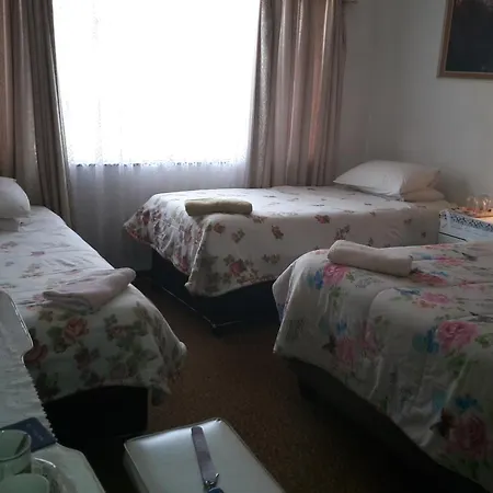 Heila'S In House Family Room-Homestay!-3
