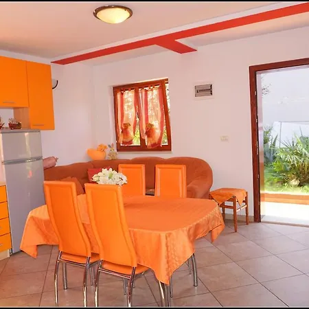 Apartments Nives Nb-3