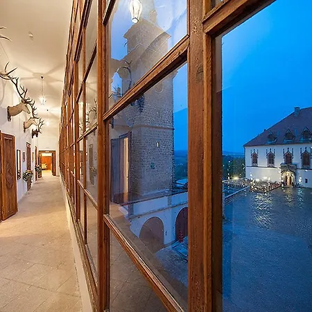 Ea Zamecky Hotel Hruba Skala-2
