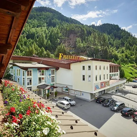 Hotel Das Zentrum-2