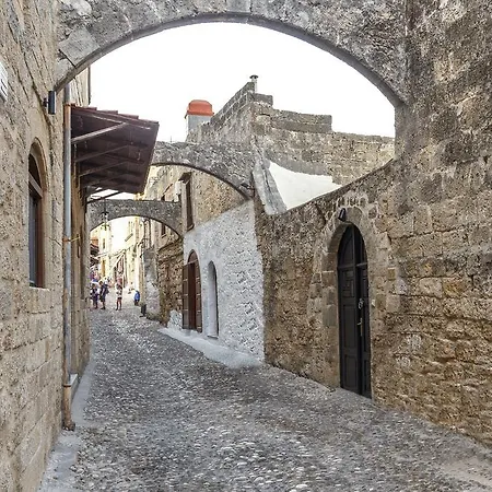 Belvedere Medieval Villa-2