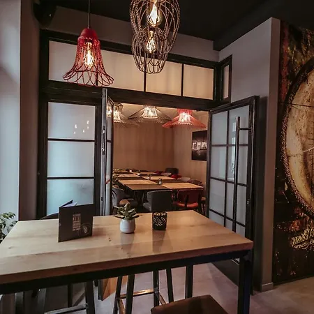 Alexxanders Hotel & Boardinghouse, Restaurant-2